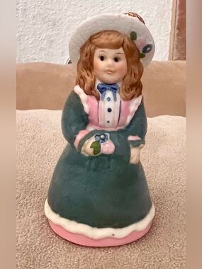 1986 Ceramic Girl Bell Christmas Ornament Hanging Made in Taiwan